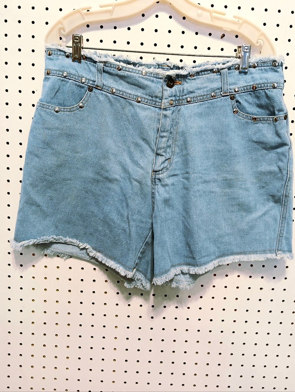 Jukebox Stud-Trim Light Blue Denim Shorts with Frayed Hem